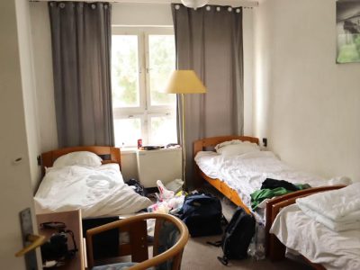 3+1 szoba, ahol a rend végleg feladta a harcot a DUE-táborban